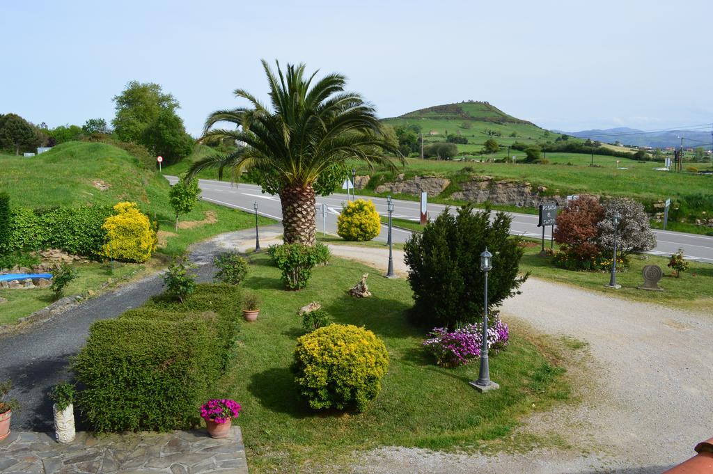 Posada El Jardin Santillana del Mar Bagian luar foto
